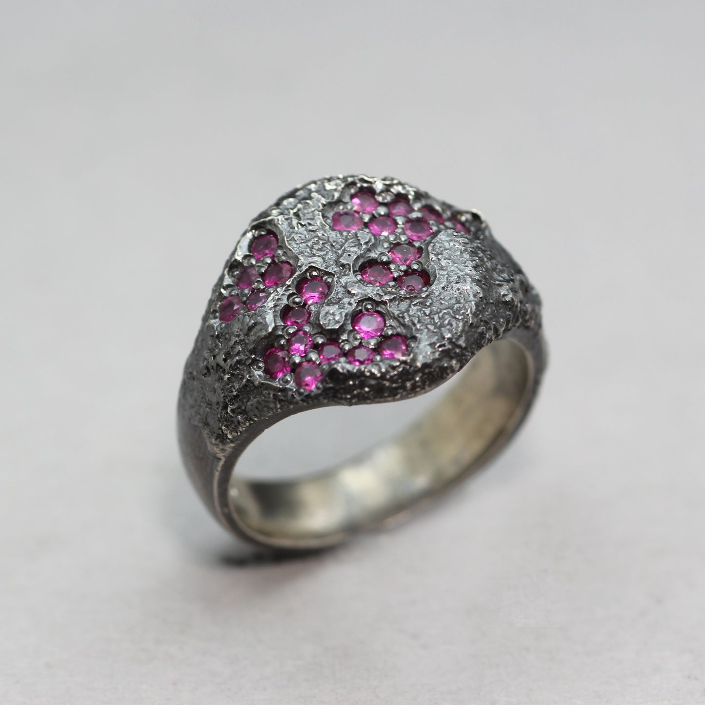 Reticulated Ruby Signet Ring