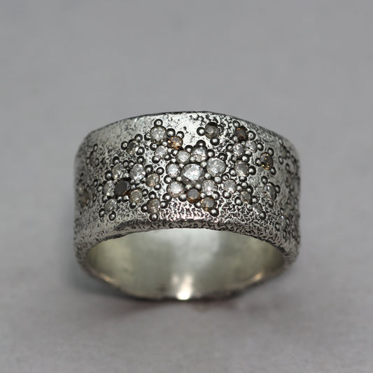 Reticulated Diamond Band