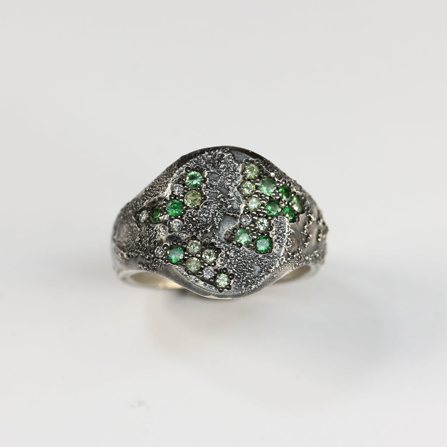 Reticulated Signet Ring Green Edition